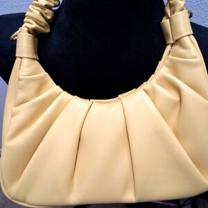 NWOT Faux Leather Pleated Mustard Shoulder Bag  9.5"×12"